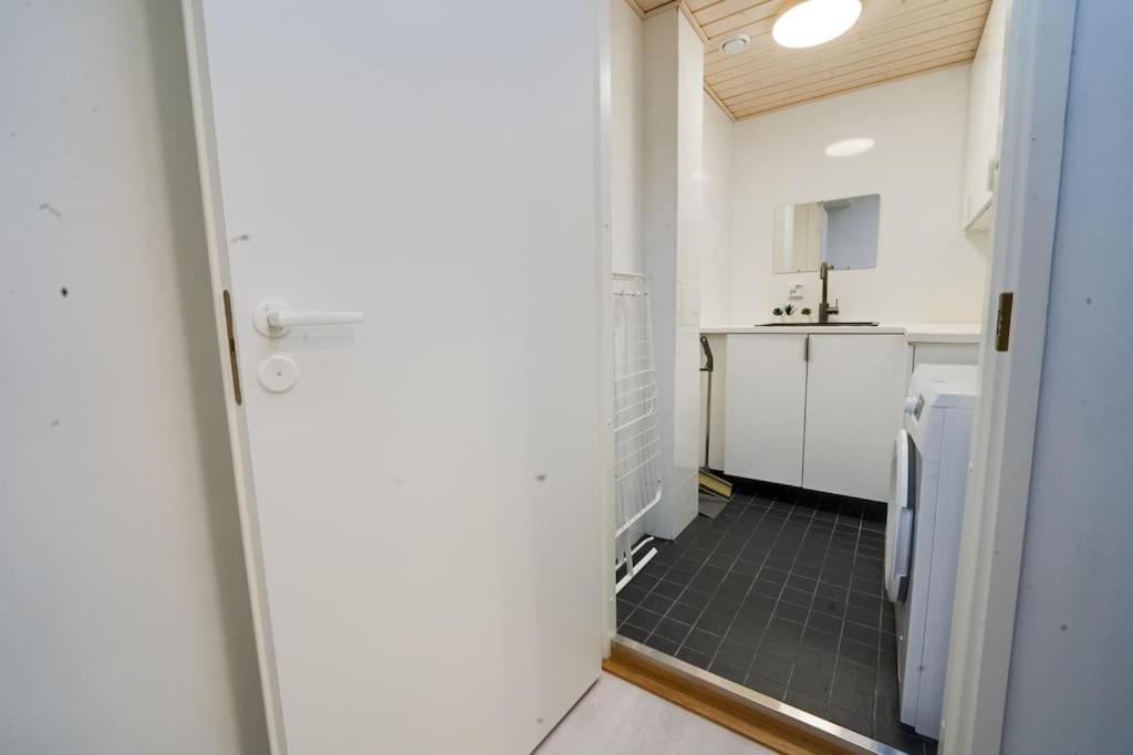 3H,K,P - Keskellae Tamperetta Kaunis Parvekkeellinen Uusittu Kolmio Apartment Luaran gambar