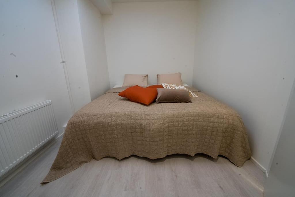 3H,K,P - Keskellae Tamperetta Kaunis Parvekkeellinen Uusittu Kolmio Apartment Luaran gambar
