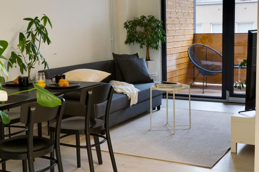3H,K,P - Keskellae Tamperetta Kaunis Parvekkeellinen Uusittu Kolmio Apartment Luaran gambar