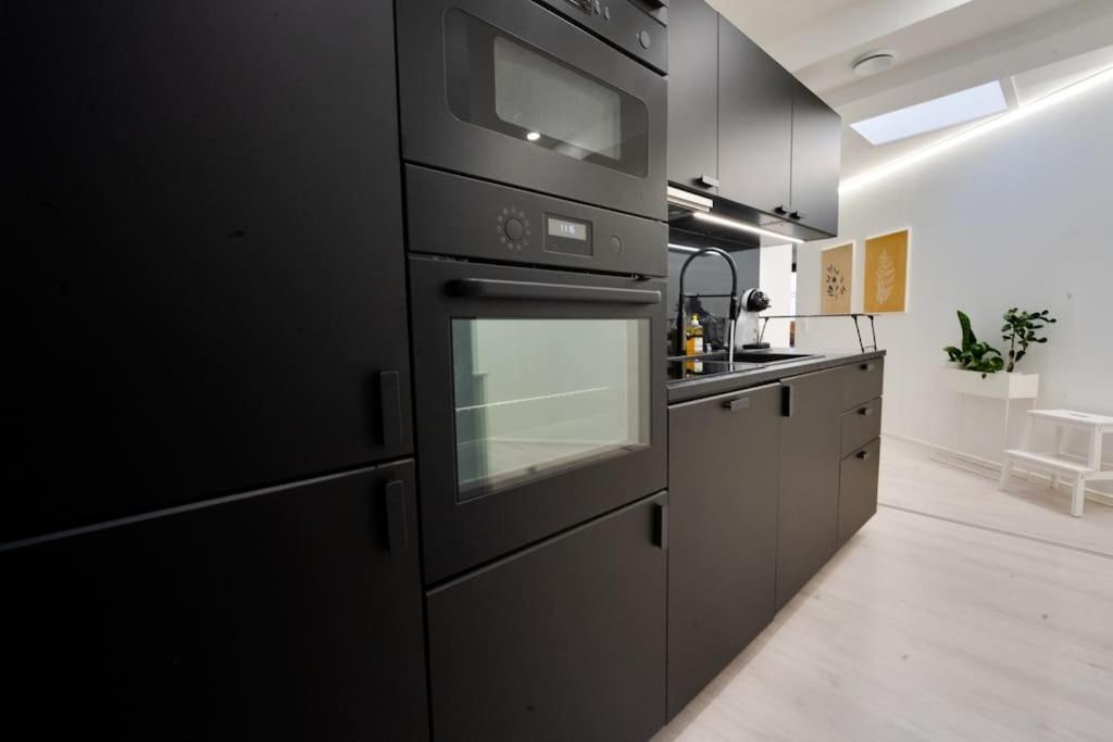 3H,K,P - Keskellae Tamperetta Kaunis Parvekkeellinen Uusittu Kolmio Apartment Luaran gambar