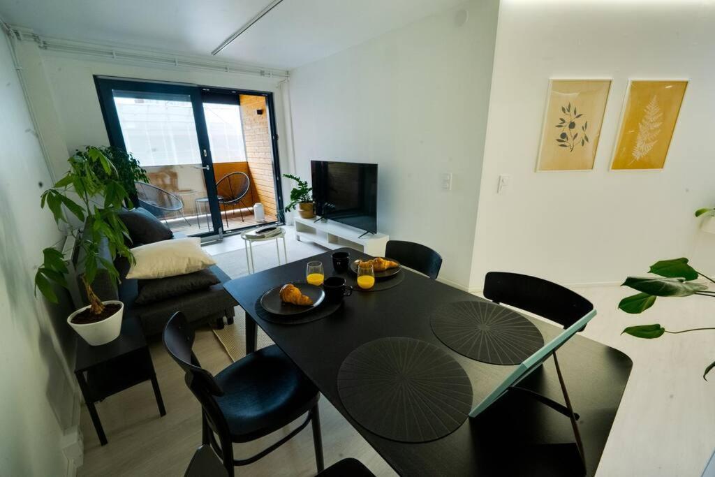 3H,K,P - Keskellae Tamperetta Kaunis Parvekkeellinen Uusittu Kolmio Apartment Luaran gambar